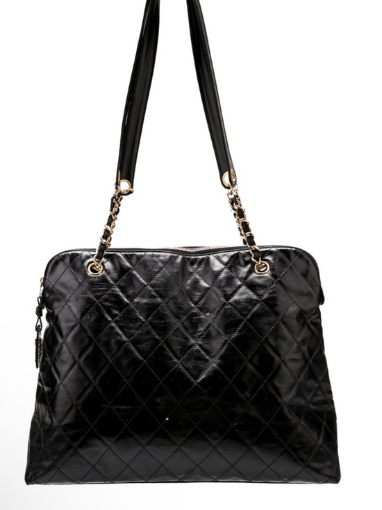CHANEL Handbags - Authentic Vintage Chanel dome shoulder bag